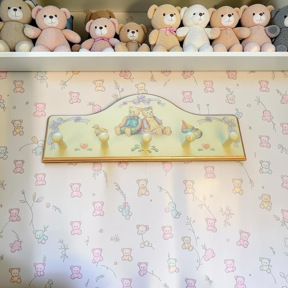 Vintage Artistic Glass Teddy Bear Nursery Wall Peg Rack 5 Hooks Pastel Kids